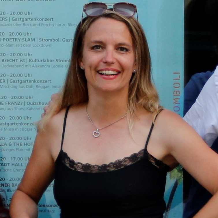 Julia Mumelter